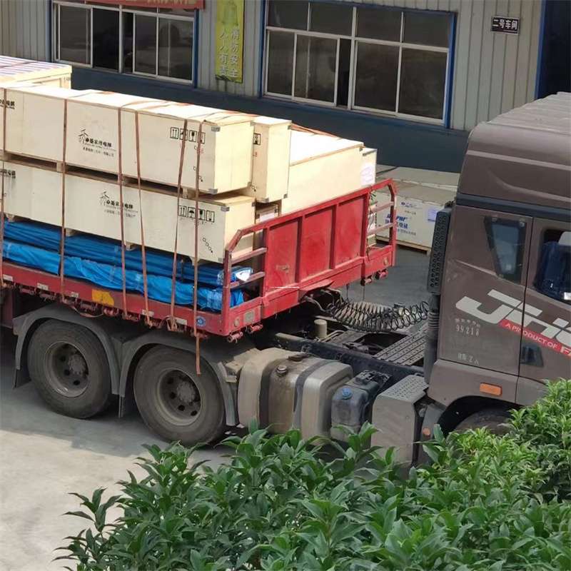 大理至新疆阿勒泰福海县物流专线，一站式服务，让您的货物畅行无忧